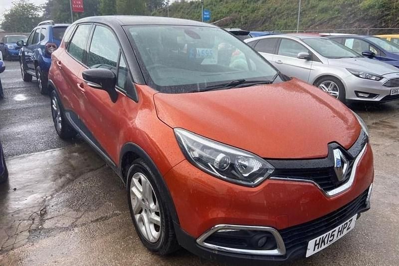 Orange Used 2015 Renault Captur Dynamique SUV | £4,690 (Fair price) - Image 1/1