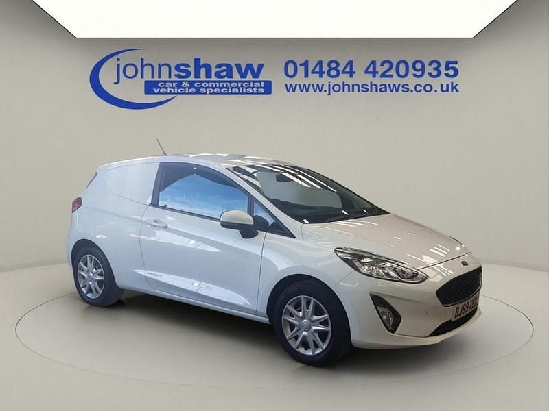 Used Ford Fiesta S 85 HP (62 kW) 2020 White Hatchback