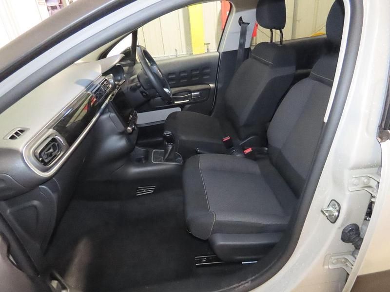 Used Citroën C3 PureTech 82 HP (60 kW) 2024 Grey Hatchback