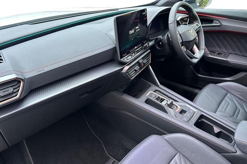 New Cupra Formentor 150 HP (110 kW) 2025 White SUV