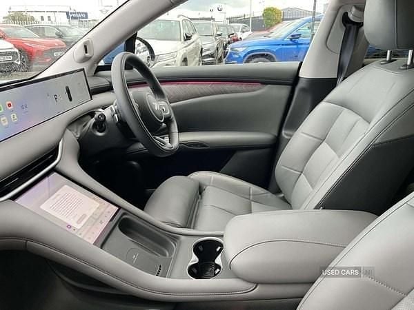 New MG IM6 553 kW (752 HP) 2025 Blue SUV