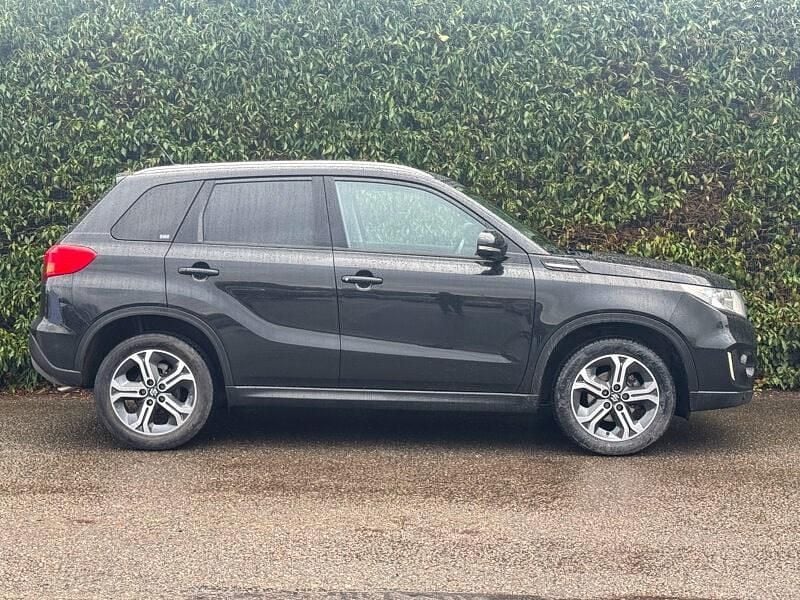 Used Suzuki Vitara SZ5 120 HP (88 kW) 2018 Black Hatchback