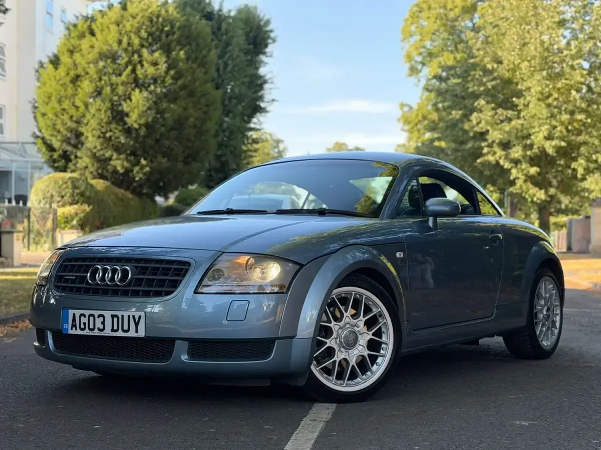 Used Audi TT 225 HP (165 kW) 2003 Blue Coupe