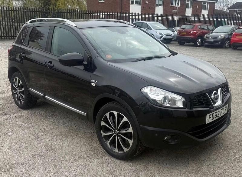 Used Nissan Qashqai N-TEC 141 HP (103 kW) 2012 Black SUV