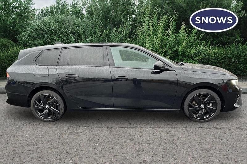 Used Vauxhall Astra S 128 HP (94 kW) 2024 Black Estate