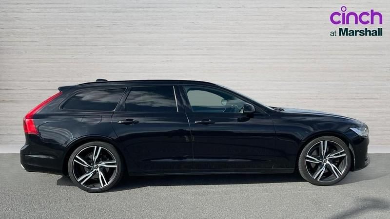 Used Volvo V90 R-Design 235 HP (172 kW) 2019 Black Estate
