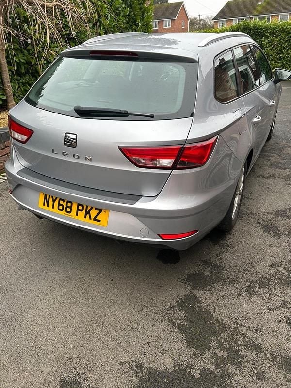 Used Seat Leon SE 2019 Silver Estate