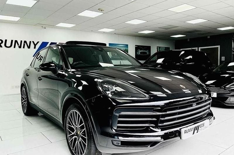Black Used 2018 Porsche Cayenne SUV | £39,500 (Fair price) - Image 1/1