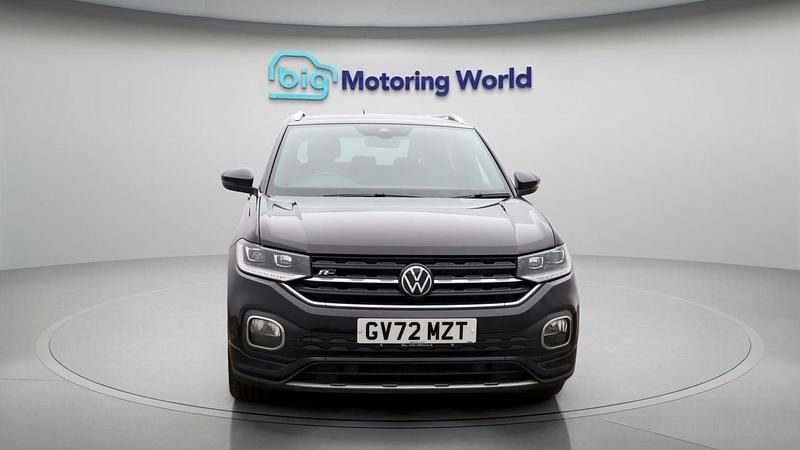 Used VW T-Cross R-line 110 HP (80 kW) 2023 Black SUV