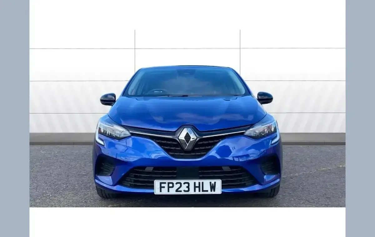 Used Renault Clio Evolution 143 HP (105 kW) 2023 Blue Hatchback