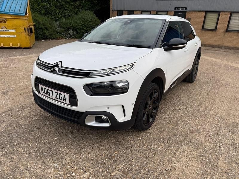 White Used 2018 Citroën C4 Cactus Flair Hatchback | £7,440 (Fair price) - Image 1/4