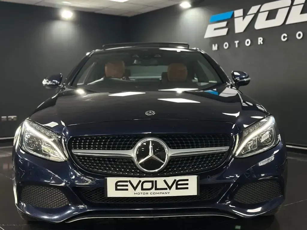 Used Mercedes C250 Premium Plus 204 HP (150 kW) 2018 Blue Coupe