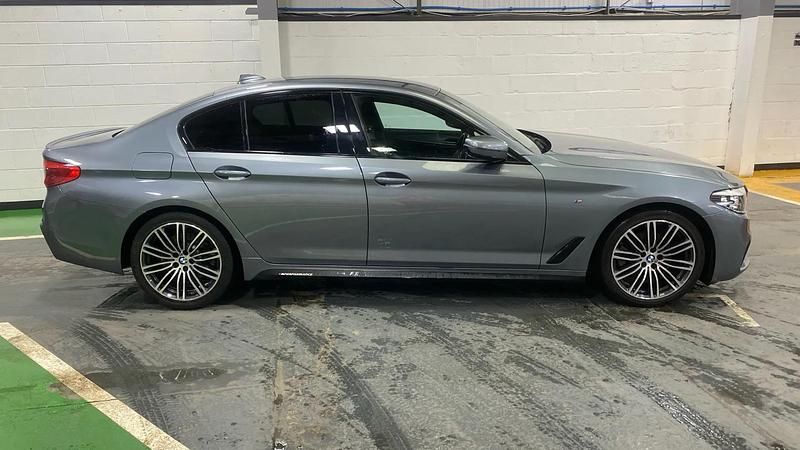 Used BMW 520 M Sport 2019 Blue Sedan