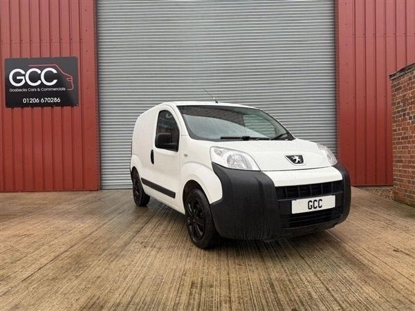 White Used 2017 Peugeot Bipper MPV | £5,695 (Fair price) - Image 1/1