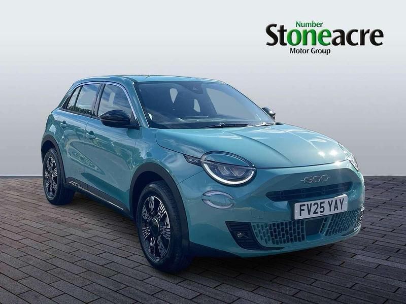 Blue New 2025 Fiat 600 SUV | £21,995 (A bit pricey) - Image 1/4