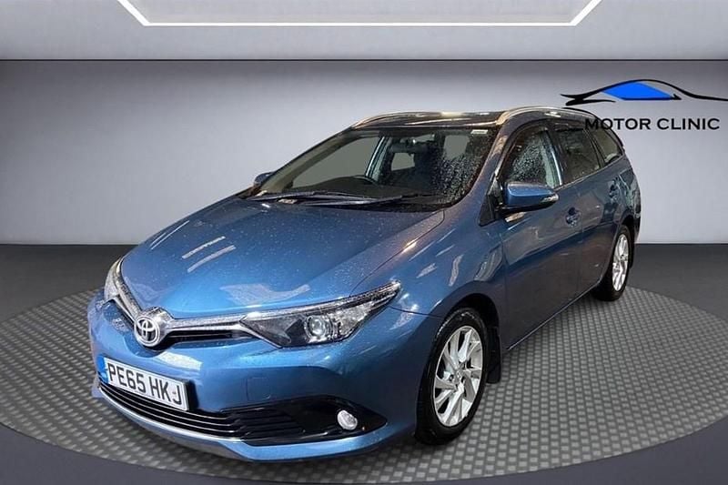 Used 2015 Toyota Auris Touring Sports Business Edition Estate | £3,000 (Fair price) - Image 1/1