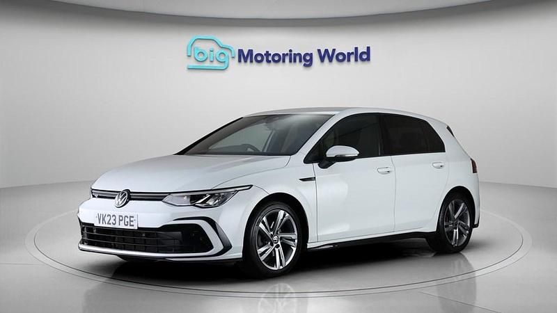 Used VW Golf VIII R-line 150 HP (110 kW) 2023 White Hatchback