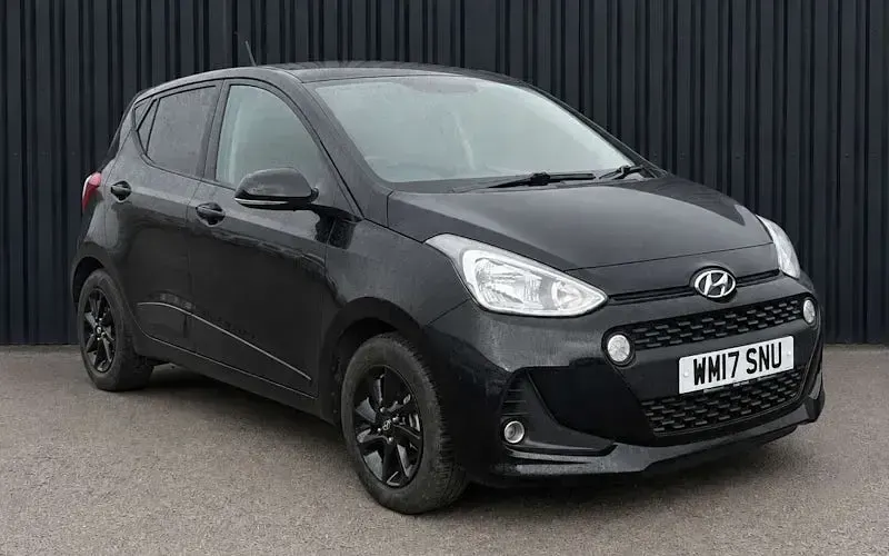 Used Hyundai i10 Premium 67 HP (49 kW) 2020 Hatchback