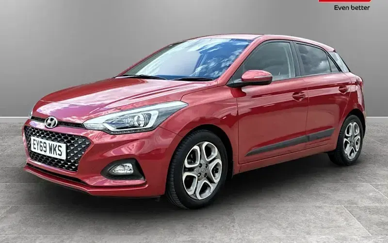 Käytetty Hyundai i20 Premium 101 HP (74 kW) 2020 Viistoperä