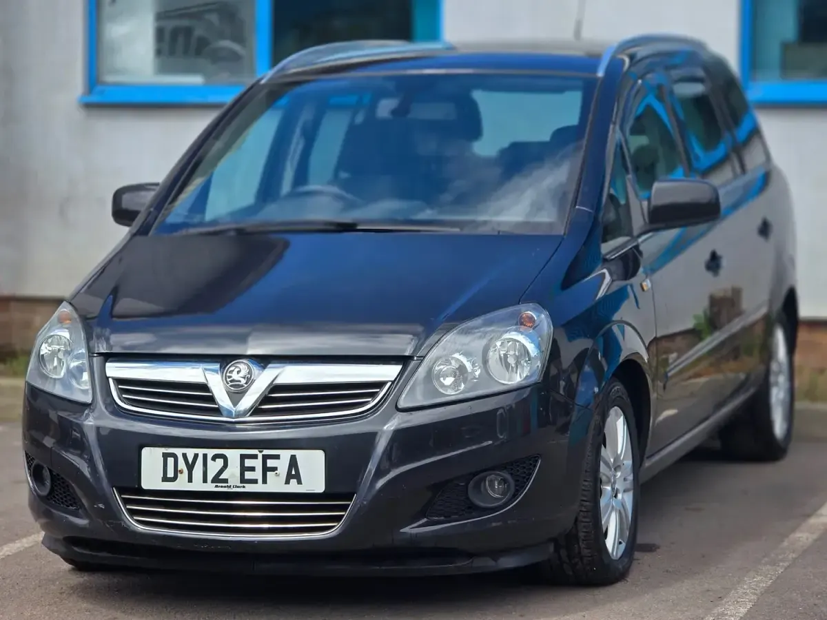 Used Vauxhall Zafira Design Edition 2012 Black MPV