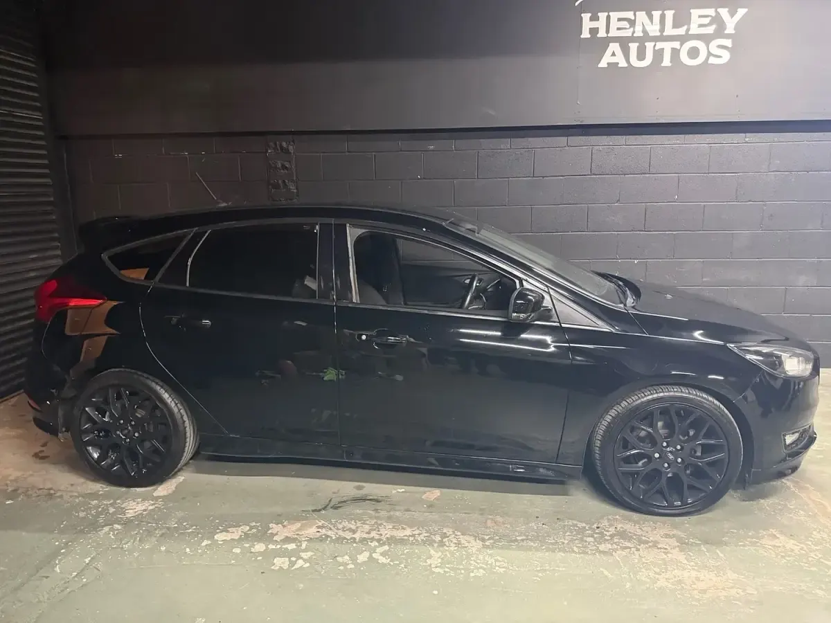 Used Ford Focus ST-Line 125 HP (91 kW) 2017 Black Hatchback