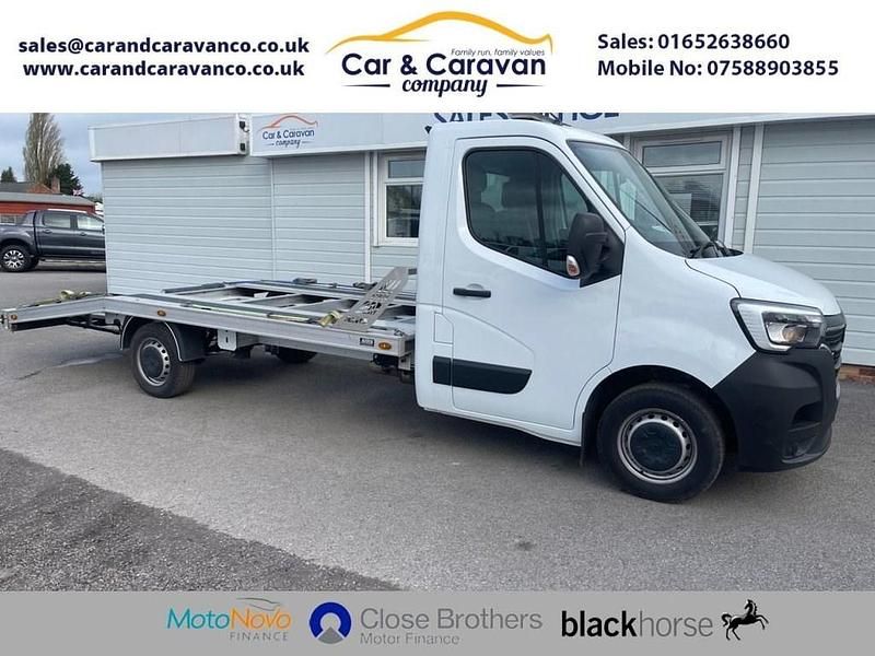 Used Renault Master Business 145 HP (106 kW) 2023 White Van