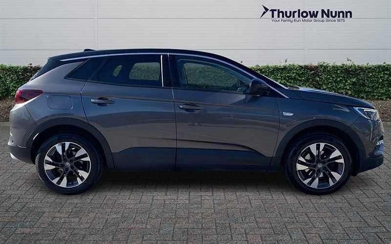 Used Vauxhall Grandland X SRi 131 HP (96 kW) 2021 SUV