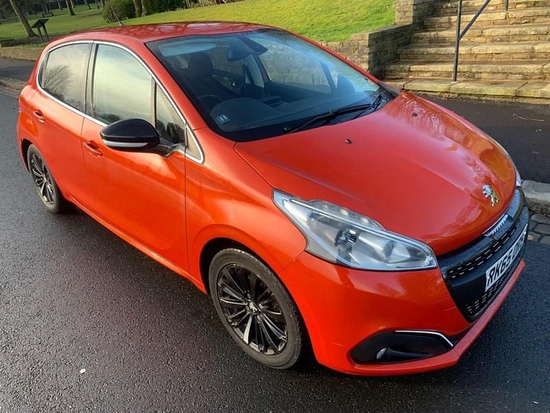 Orange Used 2015 Peugeot 208 Allure Hatchback | £2,495 (Good price) - Image 1/4