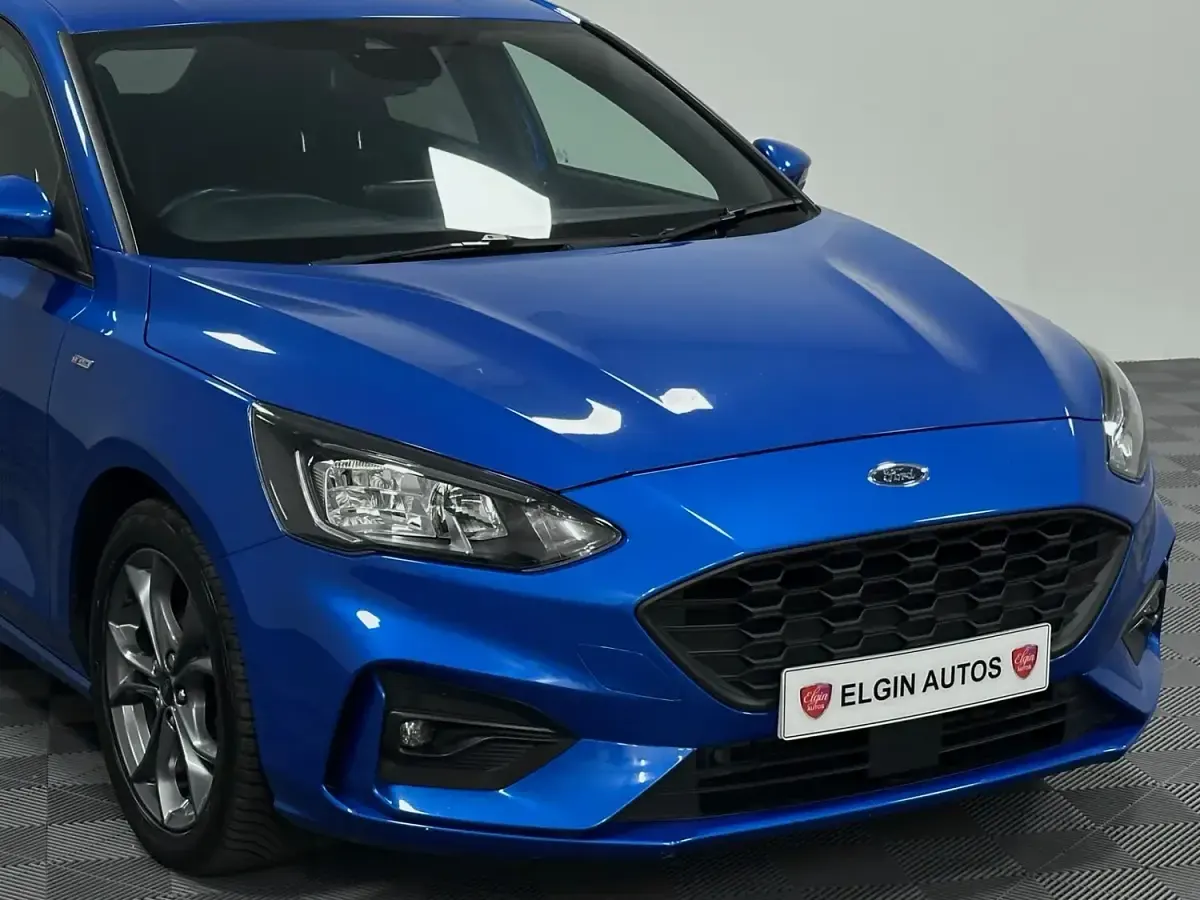 Used Ford Focus ST-Line 125 HP (91 kW) 2020 Blue Hatchback