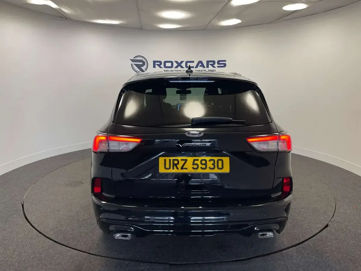 Used Ford Kuga Vignale 190 HP (139 kW) 2023 Black SUV