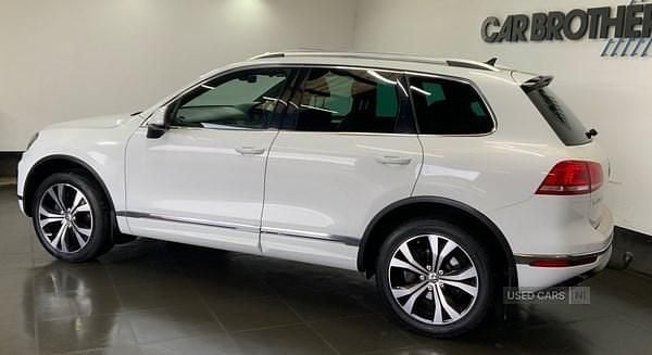 Used VW Touareg R-line 262 HP (192 kW) 2017 White SUV