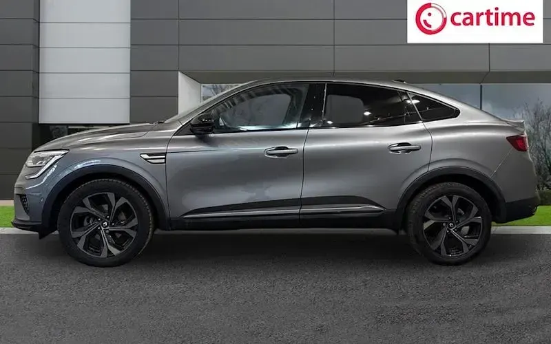 Used Renault Arkana Engineered 143 HP (105 kW) 2023 Grey SUV