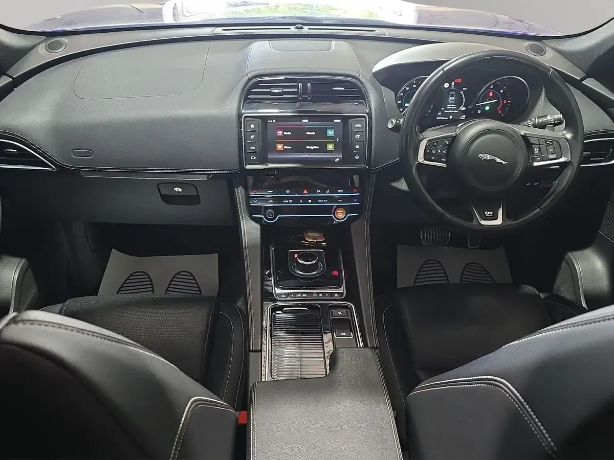 Used Jaguar F-Pace R-Sport 180 HP (132 kW) 2017 Blue SUV