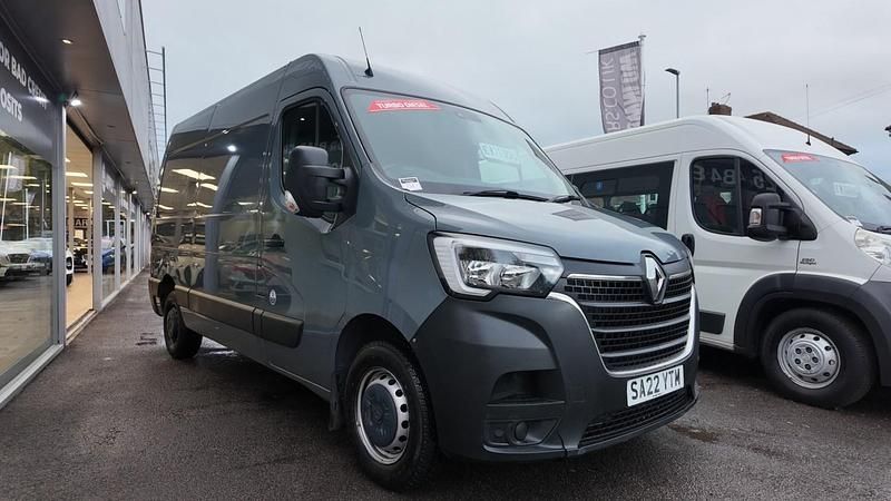 Grey Used 2022 Renault Master Business Van | £10,995 (A bit pricey) - Image 1/4