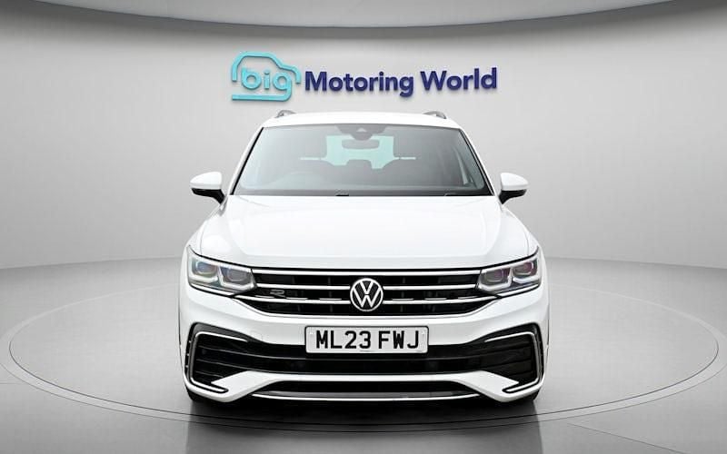 Used VW Tiguan R-line 150 HP (110 kW) 2023 White SUV