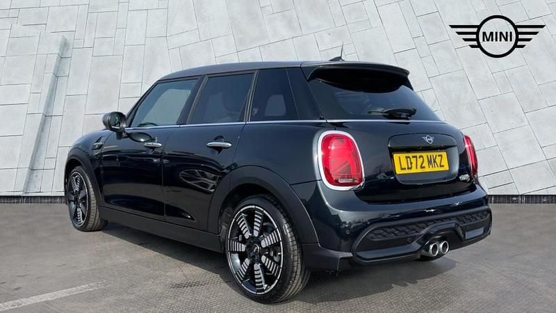 Used Mini Cooper S Exclusive 176 HP (129 kW) 2022 Black Hatchback