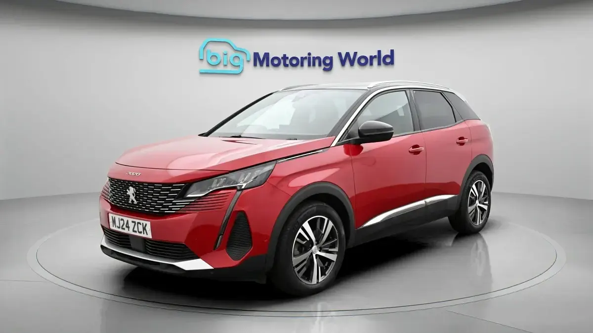 Gebraucht Peugeot 3008 Allure+ 136 PS (100 kW) 2023 Rot SUV