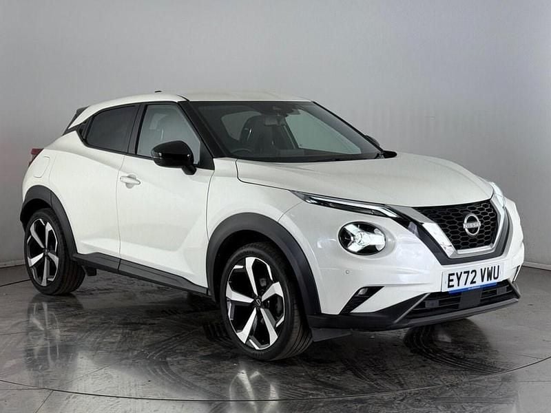 White Used 2022 Nissan Juke Tekna SUV | £14,500 (Fair price) - Image 1/3