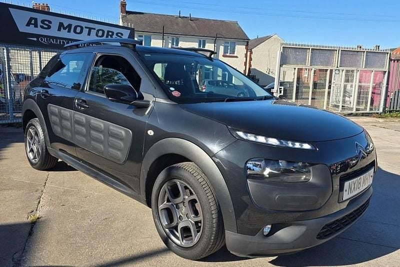 Black Used 2018 Citroën C4 Cactus Feel Hatchback | £5,790 (Good price) - Image 1/1