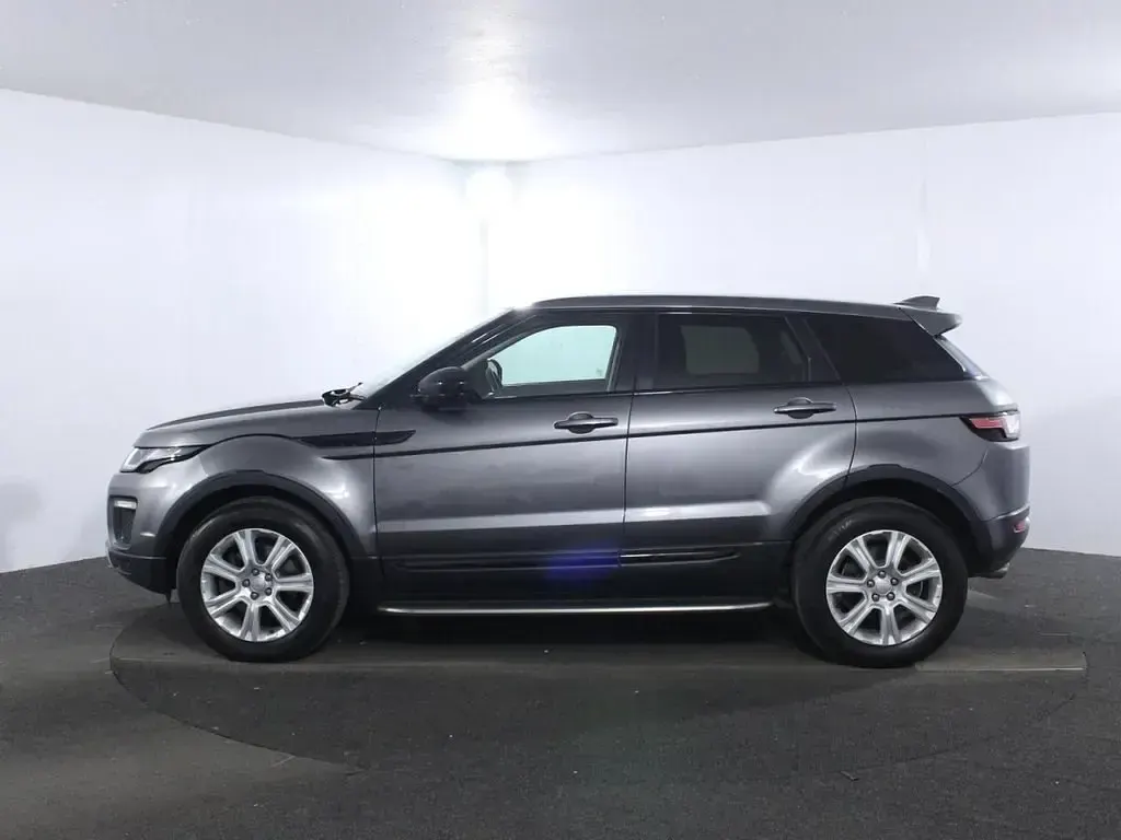 Usado Land Rover Range Rover evoque SE 180 HP (132 kW) 2019 Cinzento SUV