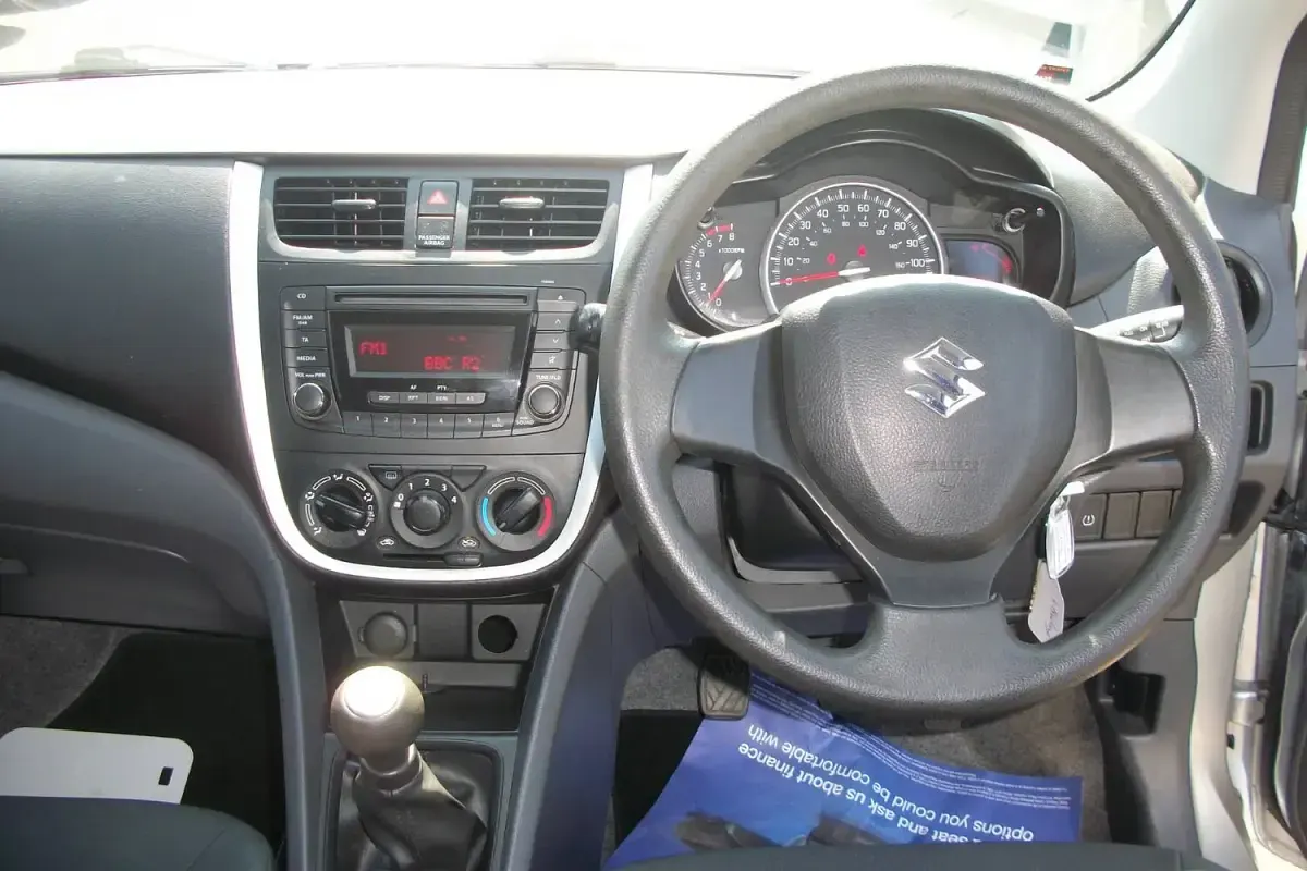 Used Suzuki Celerio 68 HP (50 kW) 2016 Silver Hatchback