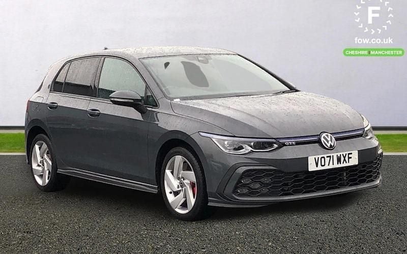 Used 2024 VW Golf VIII GTE Hatchback | £18,199 (Super price) - Image 1/4