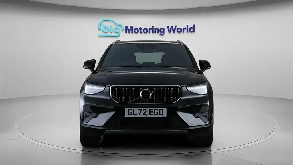 Used Volvo XC40 Core 211 HP (155 kW) 2022 Black SUV