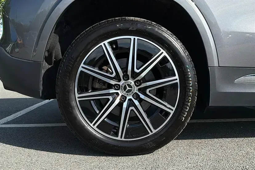 Usado Mercedes EQA300 Executive 167 kW (228 HP) 2024 Cinzento SUV