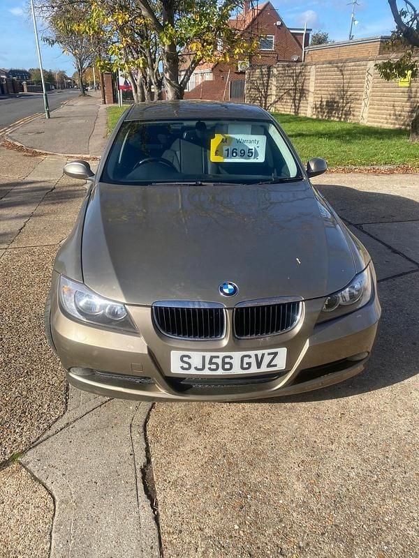 Gold Used 2006 BMW 318 Sedan | £1,299 (Fair price) - Image 1/4