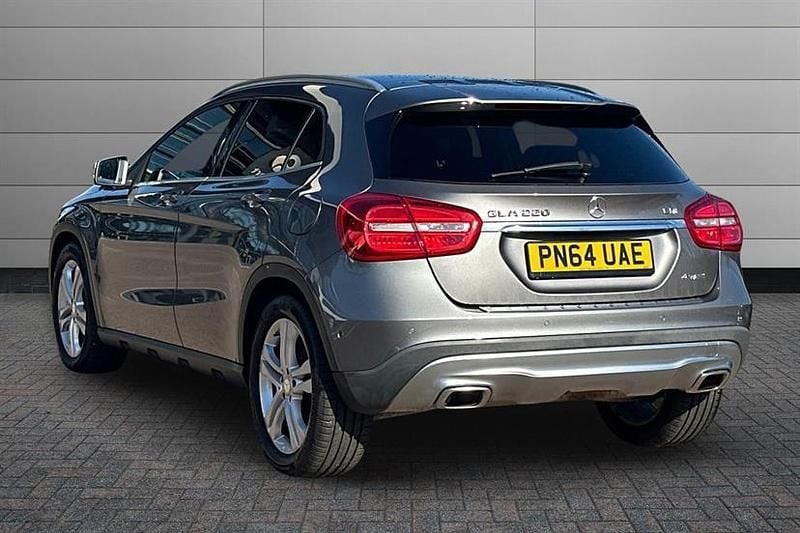 Used Mercedes GLA220 Premium 170 HP (125 kW) 2014 Mountain grey SUV