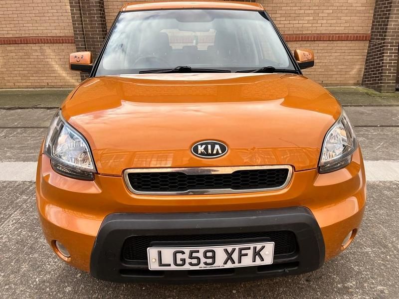 Used Kia Soul 124 HP (91 kW) 2009 Orange SUV