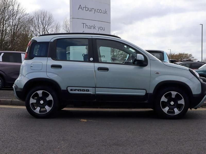 Used Fiat Panda Cross Cross 70 HP (51 kW) 2020 Green Hatchback