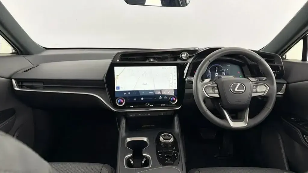 Used Lexus RZ 300e 71 kW (97 HP) 2025 SUV