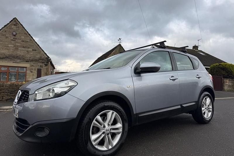 Used Nissan Qashqai Acenta 110 HP (80 kW) 2013 Grey SUV